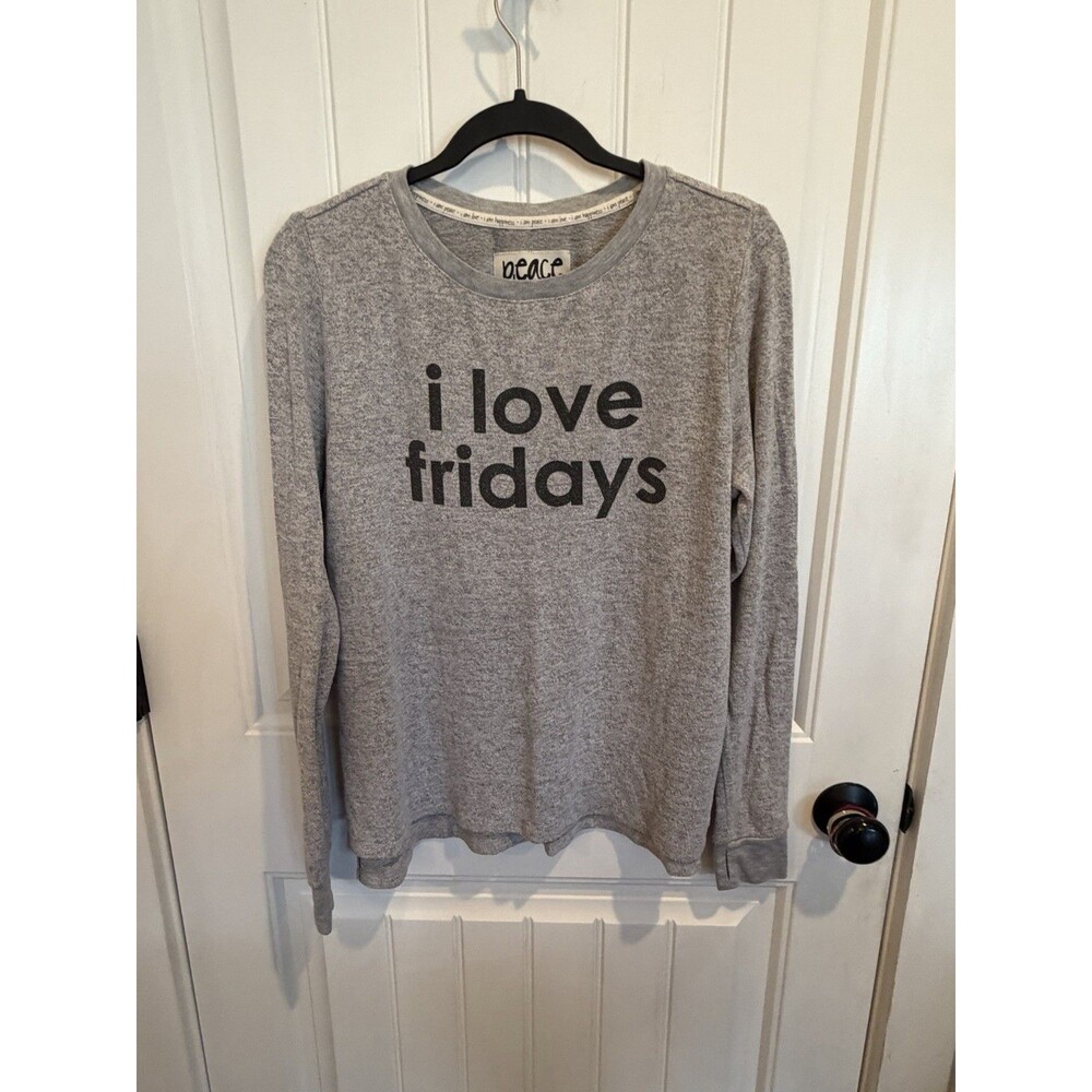 Peace Love World I Love Fridays Top Womens M Gray Long Sleeve Graphic Shirt